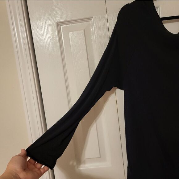 Black long-sleeved oversized crew neck tee - Picture 4 of 4